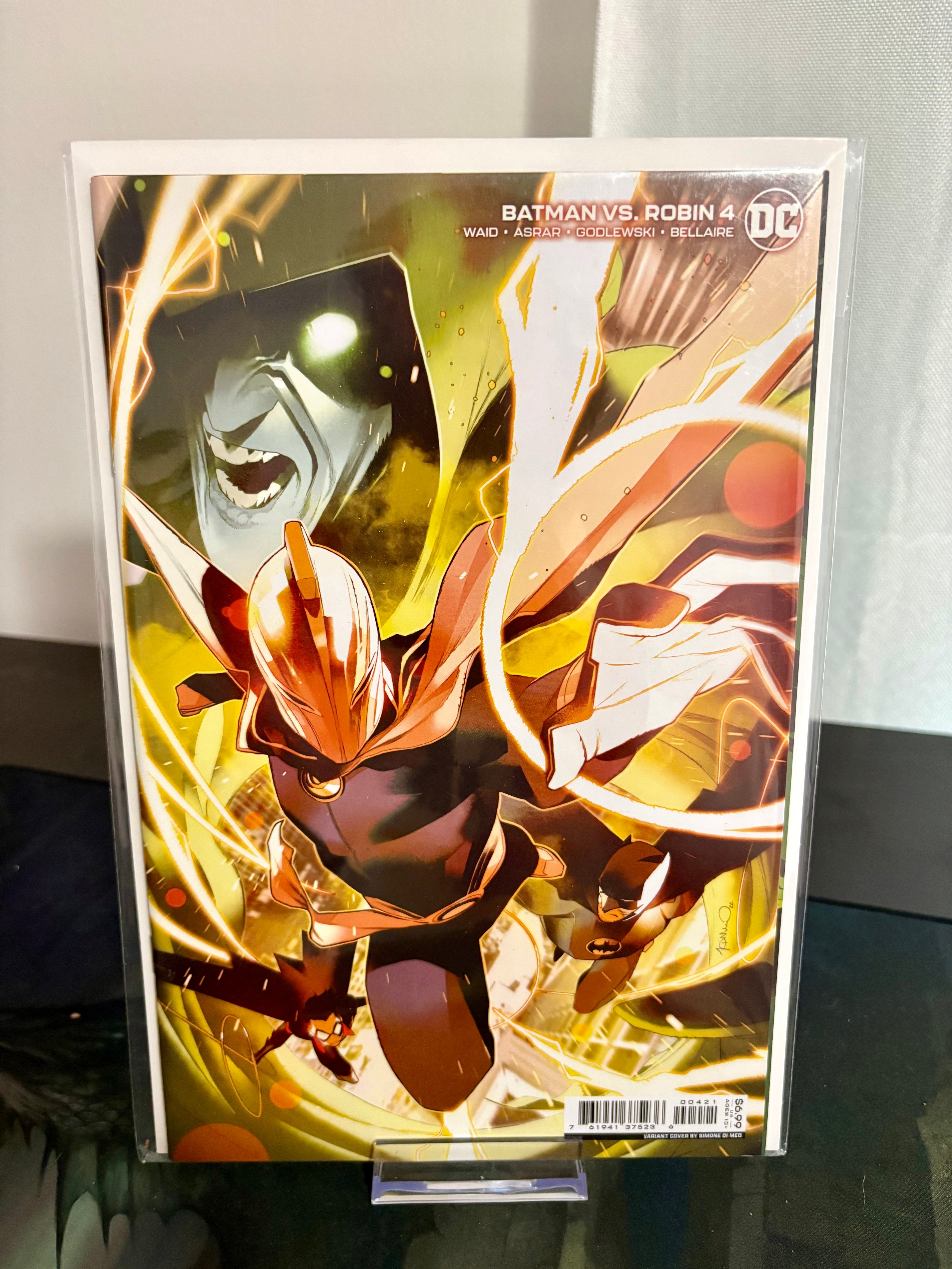Batman vs Robin 4 - Simone Di Meo Card Stock Variant